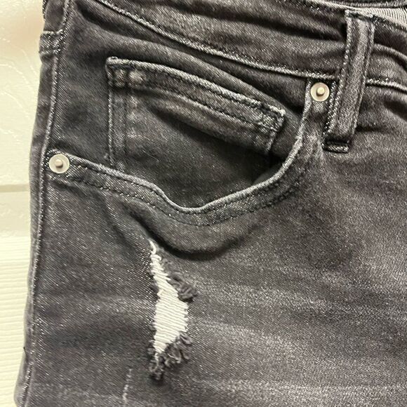 Union Bay Black High Rise Distressed Jeans sz 13 - Picture 3 of 6